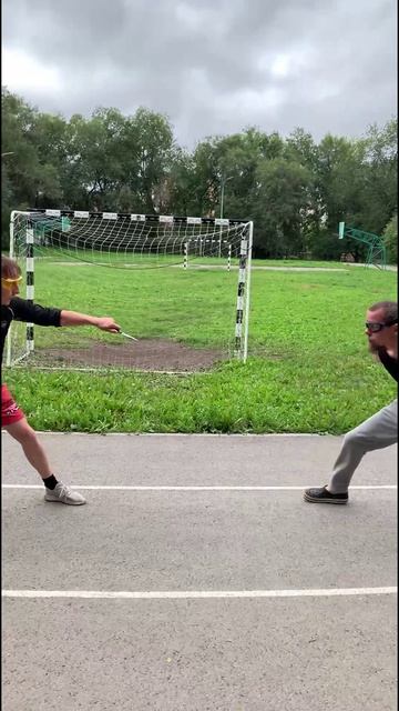 Нож не любит суеты. Он требует уважения.