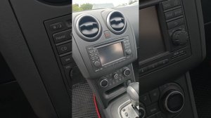 Nissan Qashqai 2013-2014 2.0 CVT