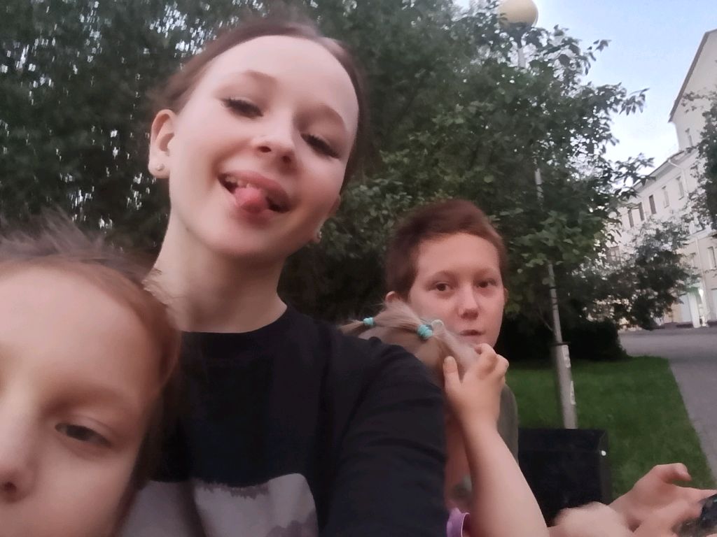 слушай музыку на английский