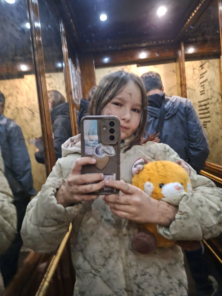 Играю в роблокс