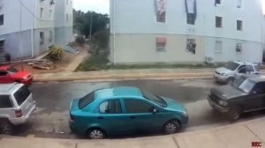 Через Секунду Их Не Станет! Эти Случаи Повезло Снять На Камеру
