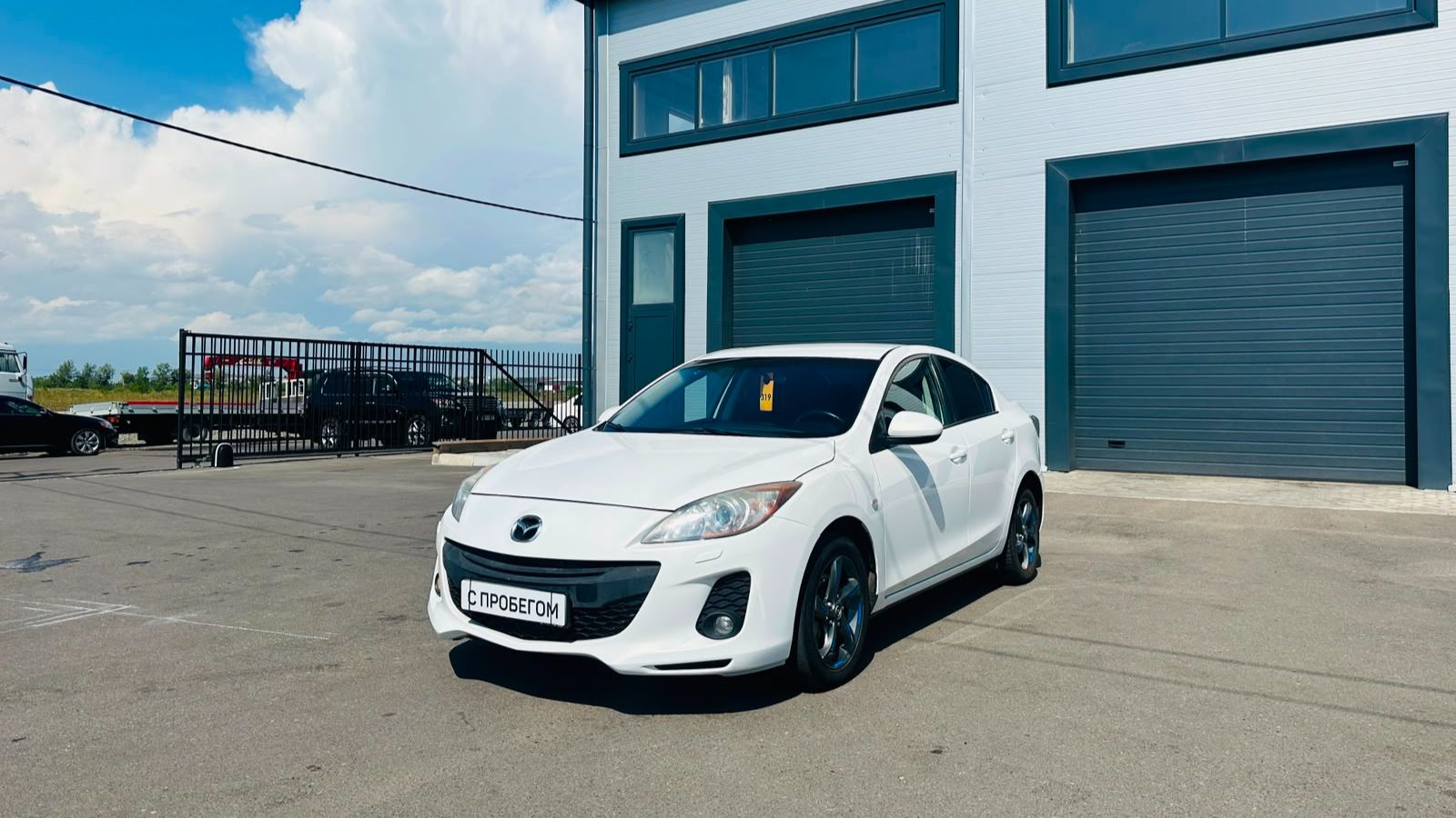 Mazda 3, 2012 год