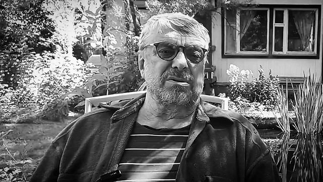 Кто сдаст осажденную крепость? Андрей Девятов.