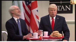 Трамп в столовой НАТО / Сатира