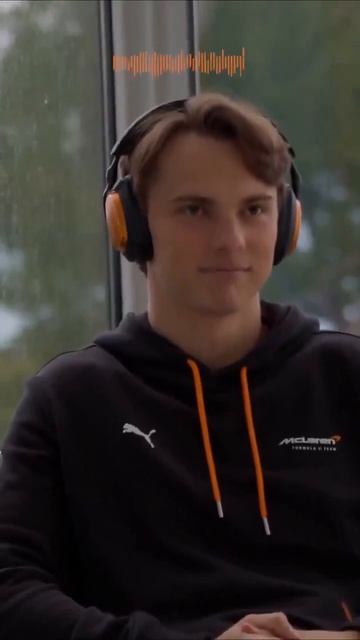 Оскар Пиастри отгадывает по звуку мотора когда и где была гонка. Formula1 F1