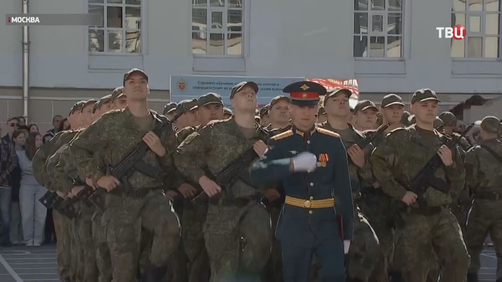 Новобранцы Семёновского полка приняли присягу