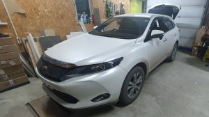 TOYOTA HARRIER 2.0 установка бинар 5S за двигатель с демонтажём бака. 15-08-2026
