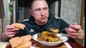 мукбанг/обжорыч/Деликатес/свяной язык жареный с овощами/горячие бутерброды/