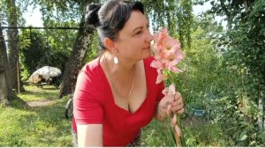 А МНЕ НЕ СТЫДНО ЖИТЬ, ЗАМЕСИЛА ТЕСТО, ПОХОЛОДАЛО