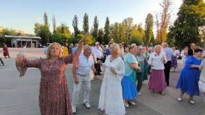 Девки гуляют..... 15.08.26.