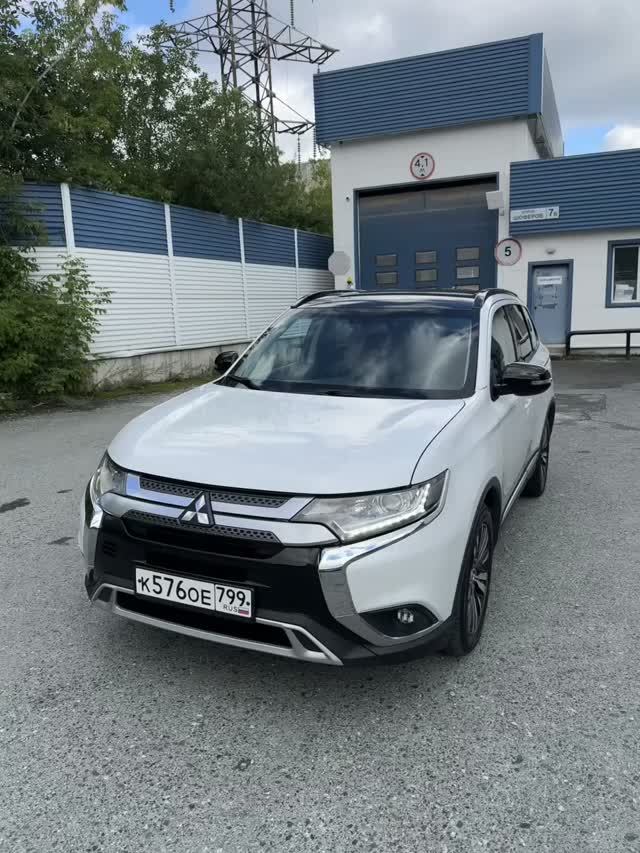 Mitsubishi Outlander 2019