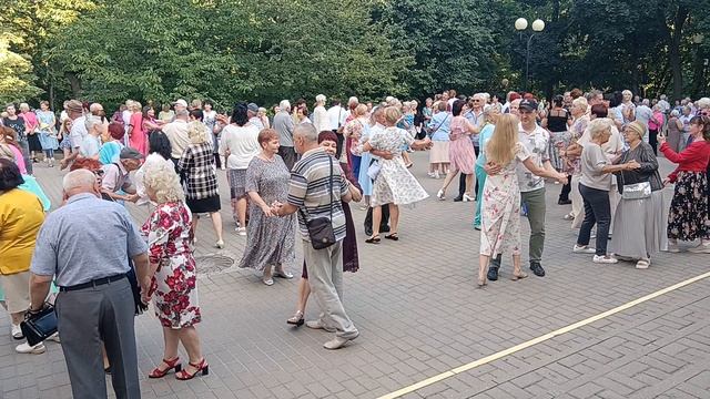 Просто подари...... 15.08.26 Гомель парк Луначарского 🥰💫