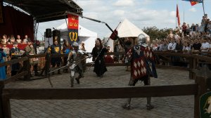 Выборг погрузился в средневековье: в Ленобласти открыли фестиваль исторической реконструкции