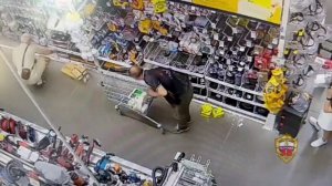 Полицейские Восточного округа столицы задержали подозреваемого в краже товаров