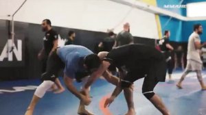 ИСЛАМ МАХАЧЕВ — ИЭН ГЭРРИ: ОНЛАЙН, ПОЛНЫЙ БОЙ UFC 330