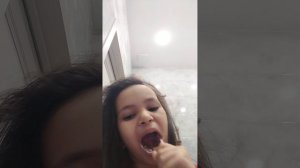 💕я по тиздила зубы умывалась завтрак потом🥰