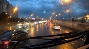 Море, солнце, жара. Отдыхаю на море в рабочее время. По складу в Екатеринбурге переставляю прицепы.