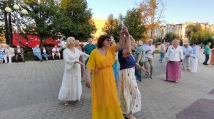 Цветущий май..... 15.08.26.