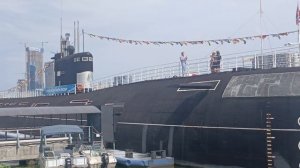 всплыла в реке Москве....