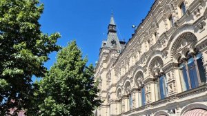 Задумайся хоть на миг! Хорошие слова в песне. Прогулки по Москве.