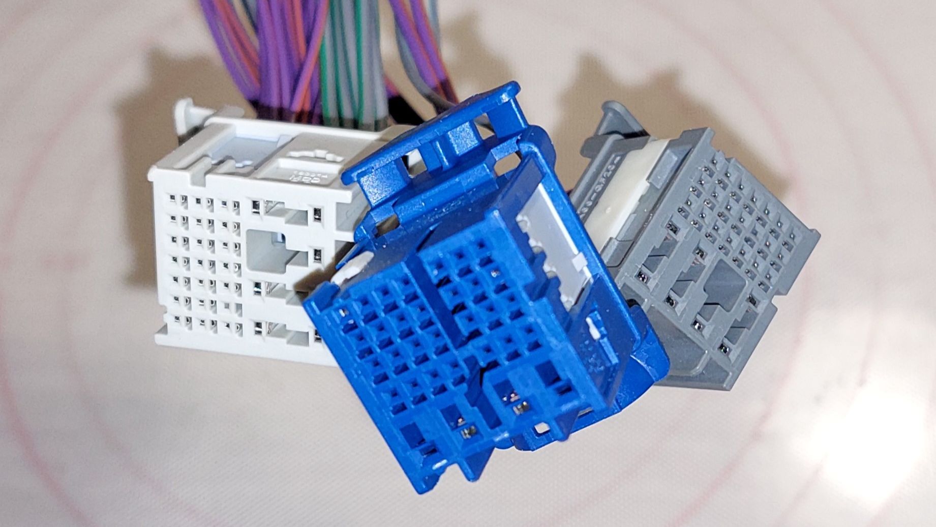Как разобрать разъёмы Molex 160014, 160028