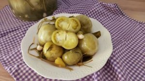 Настоящий бочковой вкус в банке! Квашеные зелёные помидоры — быстро и без возни! Повтор