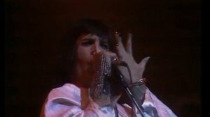 Шикарный драйв Queen – Now I’m Here. – 1974