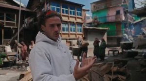 В этой деревне никого нельзя трогать.