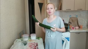 Урожай огурцов от соседей 😄 Малосольные огурчики в пакете для запекания 😋