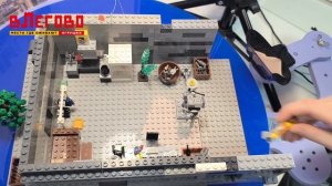 Как заставить LEGO-человечка ходить?