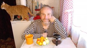 Перекус с Рыжулей. Почему я не ем мясо. Диета длинною в жизнь. Мукбанг. Обжор. Еда на камеру. Шиза.