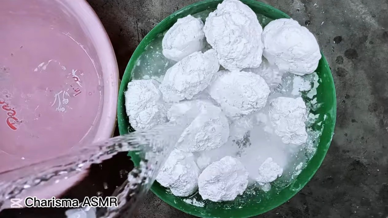 ASMR Crumbling Chalk ⚪️+H2O💦2в1