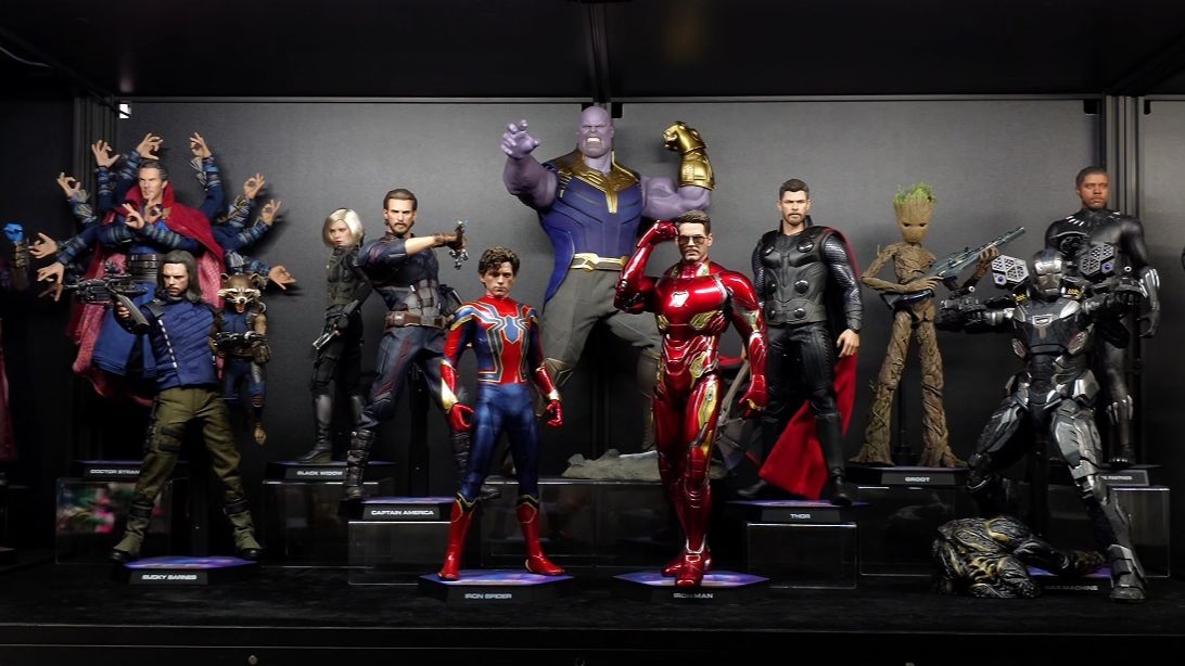 МСТИТЕЛИ ВОЙНА БЕСКОНЕЧНОСТИ - КОЛЛЕКЦИЯ ИГРУШЕК MARVEL HOT TOYS