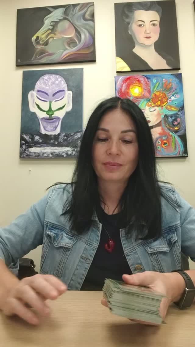 📌КАКАЯ ЖЕНЩИНА ВОРВЁТСЯ В ВАШУ ЖИЗНЬ #тародлямужчин