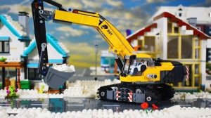 ❄️ Снег устроил хаос в LEGO-городе! 😱 Машинки в опасности! 🚗