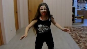 соня превратилась в зомби