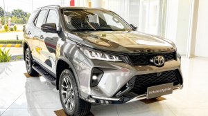 TOYOTA FORTUNER LEGENDER 2026 года — 7-местный внедорожник класса люкс. Обзор автомоблей.