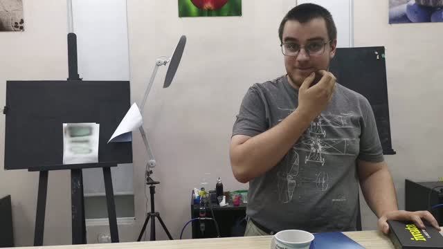 Мастер-класс — это простой способ попробовать аэрографию и понять: ваше или нет