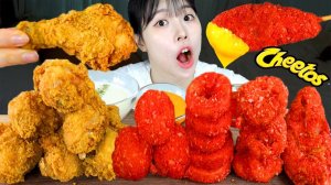Мукбанг - жареная курица и хот-дог - вкусный выпуск