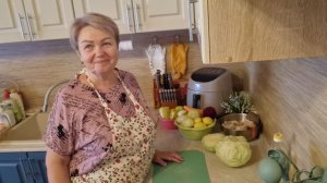 ВОСКРЕСЕНЬЕ, Я НА КУХНЕ. БОРЩ И СДОБНЫЕ ПИРОЖКИ.