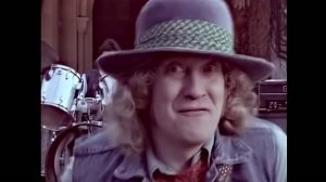 Slade - Run Runaway (1984)
