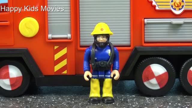Пожарный и охотники за привидениями спасают город  Детское видео с игрушками