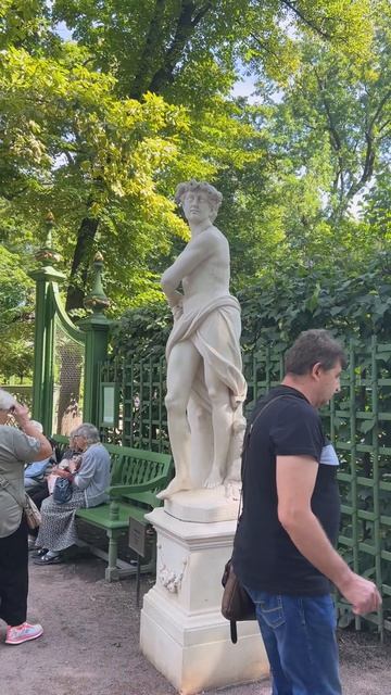 Самые известные скульптуры в Летнем саду в Санкт-Петербурге