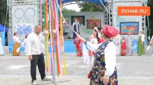 Хороводы водили хабаровчане в парке Гагарина