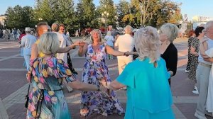 У тебя в глазах звёзды отражаются... 16.08.26...