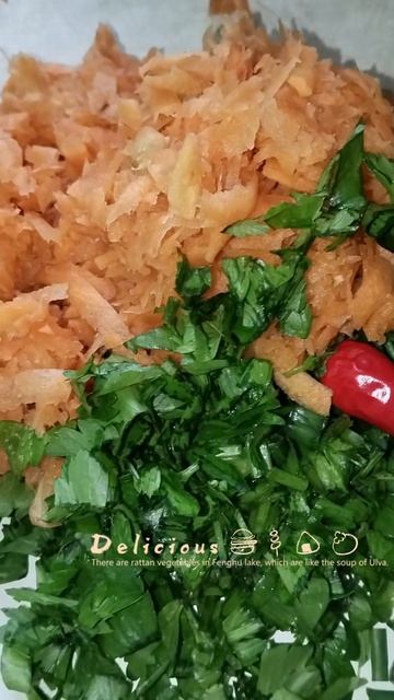 Картофель тушеный с курицей. Кабачково - морковные оладьи 🥞 вприкуску.