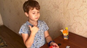 Распаковка сладкой коробки от популярного блогера
