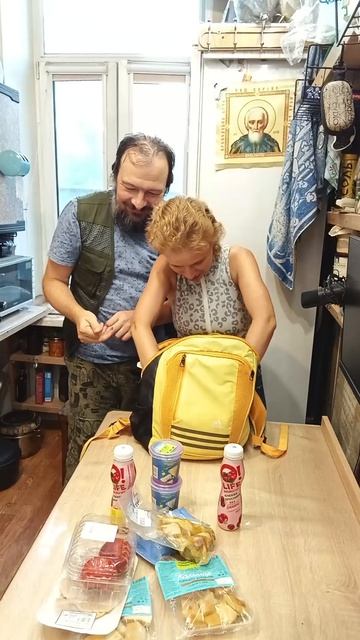 Распаковка на 1110 рублей - уценённые продукты с распродажи.