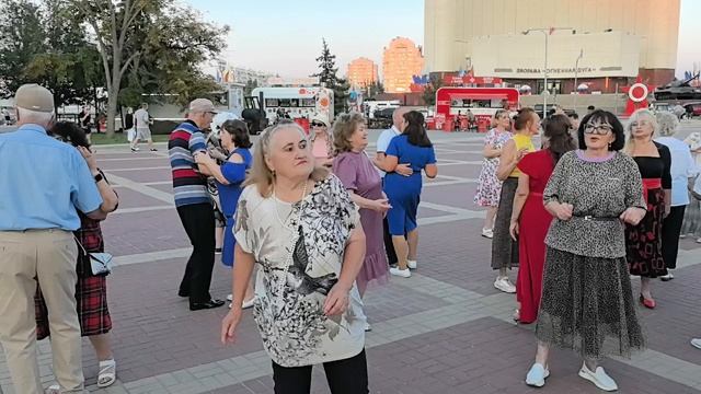 Не рви мне душу, наливай... 16.08.26...