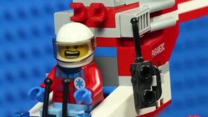 Скорая помощь и фургон с пиццей в LEGO City! Видео детям